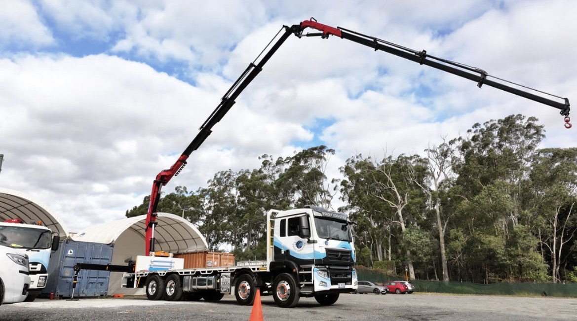 Foley Logistics crane truck supporting storage and delivery operations